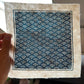 Seigaiha Linoldruck | japanisches Wellenmuster blau 21x21 cm | detailreicher Druck Meereswellen | besondere Geschenkidee | Himalaya-Papier