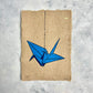 Origami-Kranich Linoldruck blau | detailreicher Linolschnitt 17 x 23 cm | handgeschöpftes Papier | japanischer Kranich | kleine Geschenkidee