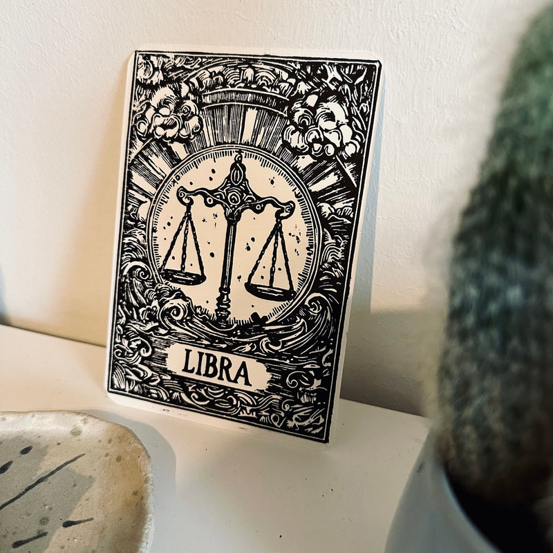 Sternzeichen Waage Linoldruck