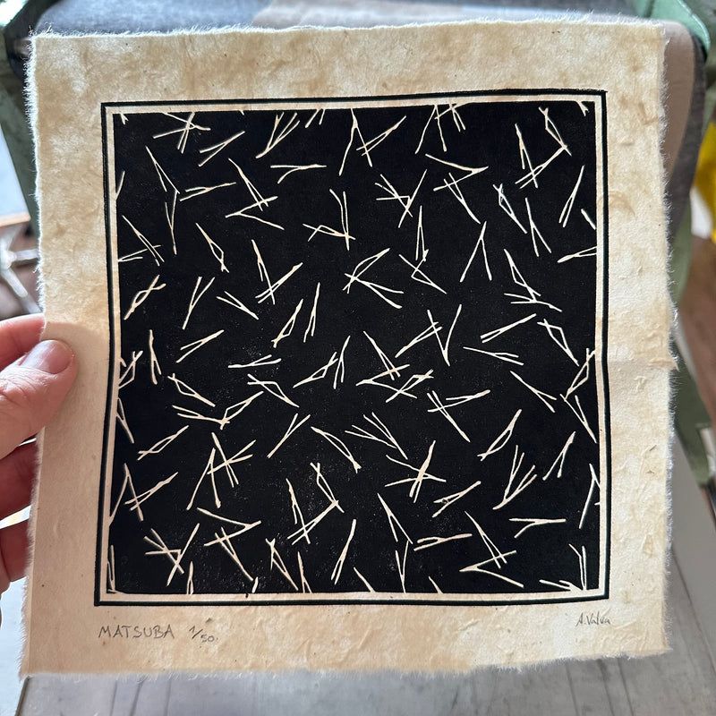 Matsuba Linoldruck | japanisches Muster 21x21 cm | detailreicher Druck Kiefernadeln | besondere Geschenkidee | weltweit kostenloser Versand