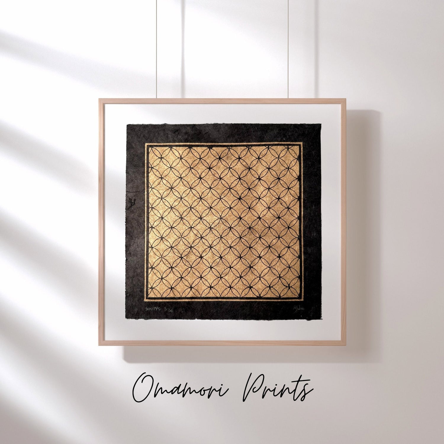 Shippo Linoldruck Gold & Schwarz | japanisches Muster 21x21 cm | handgemachter Druck auf Himalaya Papier | besondere Geschenkidee