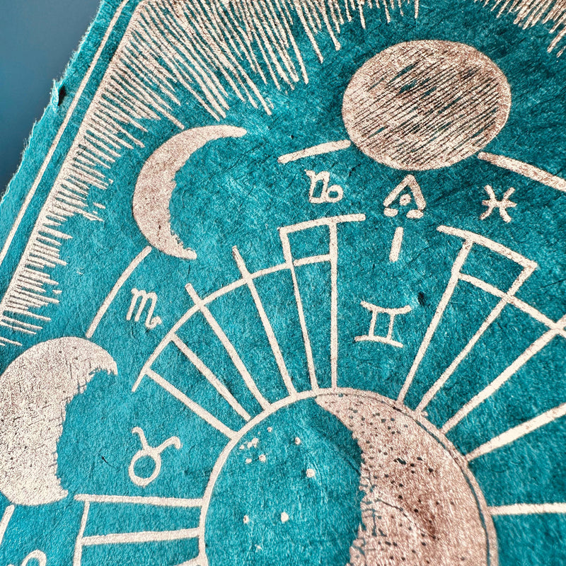 Mondphasen & Sternzeichen Linoldruck DIN A4 | detailreicher Linolschnitt | besondere Geschenkidee | Himalaya-Papier | kostenloser Versand